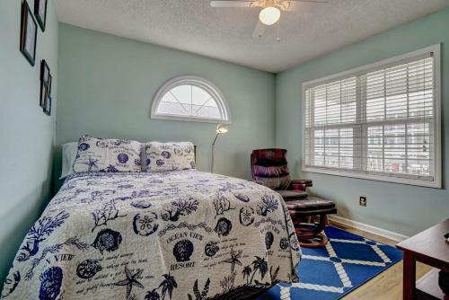 5br Beach Home Sleeps 10 Walk To The Pier Oceanview