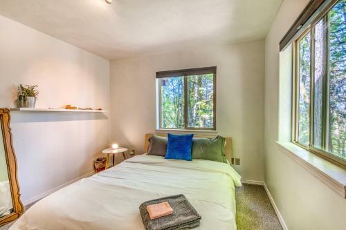 Modern Forest Retreat