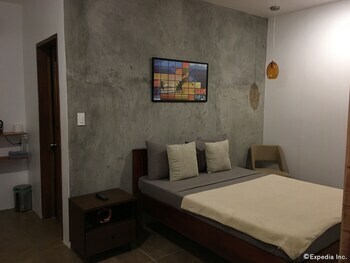 Hotel Alona Northland Resort