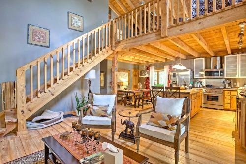 Table Rock Retreat - Spacious Private Pool Home In The Mountains Home