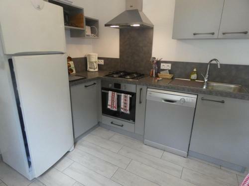 G�te L�on, 3 Pi�ces, 4 Personnes - Fr-1-360-715