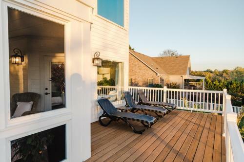 The Above Lakeside Retreat Nashville