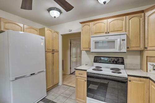 Cozy Camp Swift Home Less Than 3 Mi To Lake Bastrop!