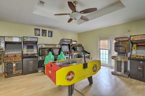 Cozy Camp Swift Home Less Than 3 Mi To Lake Bastrop!