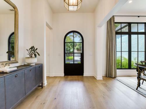 The Above Atx Escape