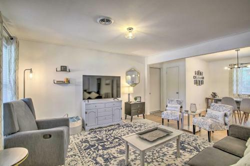 Spacious Brenham Home With Game Room And Fire Pit