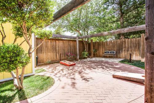 The 806 Oasis