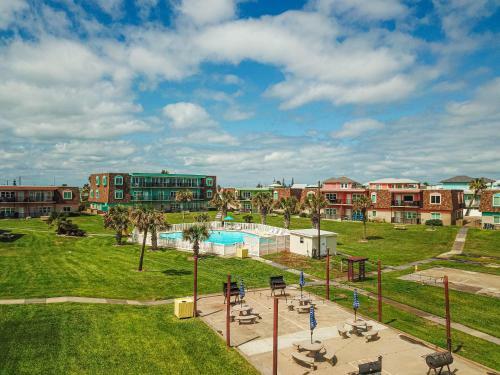 Apartamento Ir117 1st Floor Condo, 3 Bedroom, Shared Pools, Boardwalks