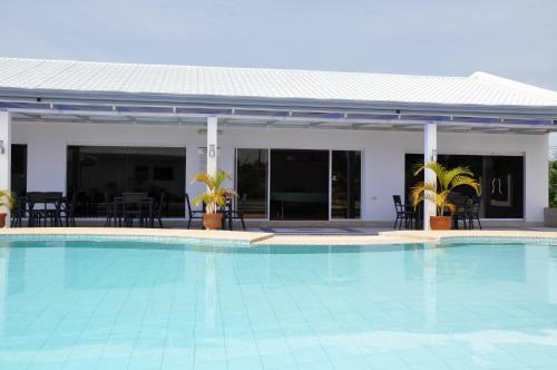 Hotel Olivia Resort Serviced Apartments And Bungalows