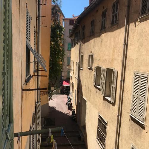 Apartamento Coeur Vieux Nice Joli Traversant