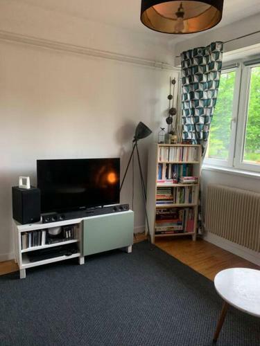 Apartamento Appart Ensoleill� Avec Balcon, Proche Parlement