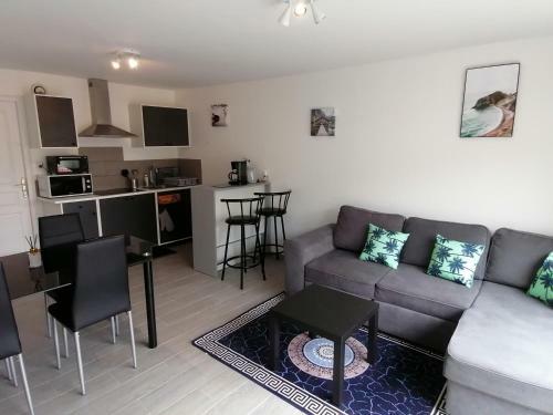 Maison# 800 M Plage Omaha Beach Avec Ext�rieur Am�nag�