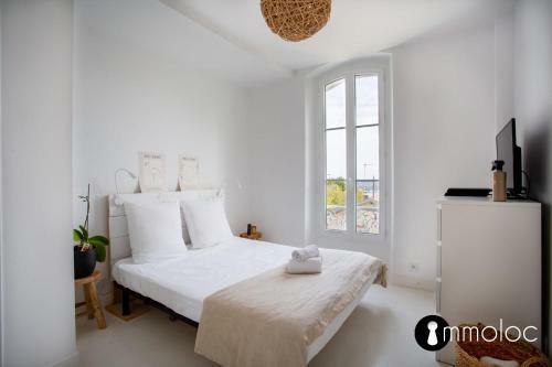 Air-conditioned House With Sea View