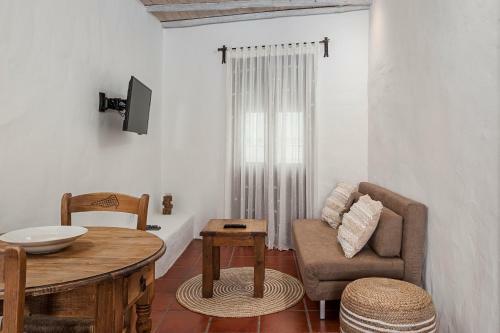 Hostal Y Apartamentos En El Centro La J�bega By Conil Home