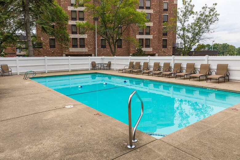 Best Western Plus Wynwood Hotel & Suites