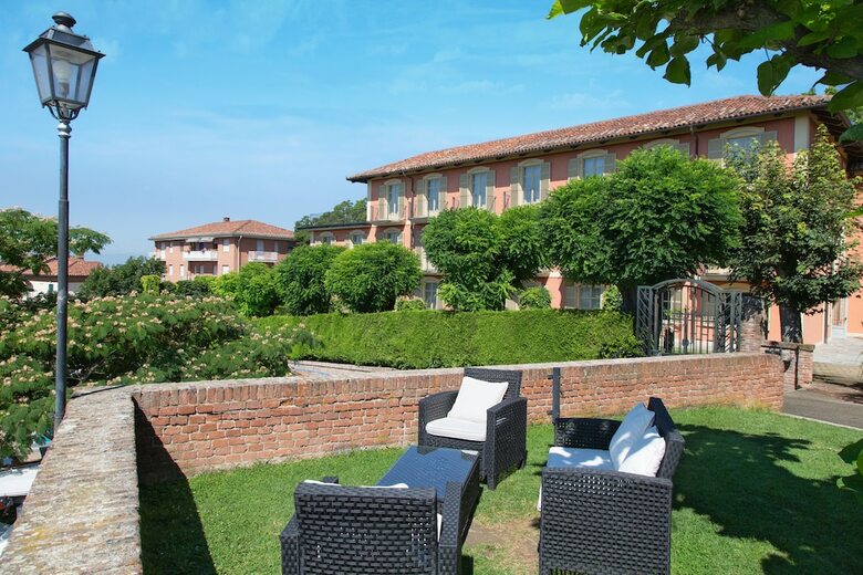 Hotel Castello Di Santa Vittoria