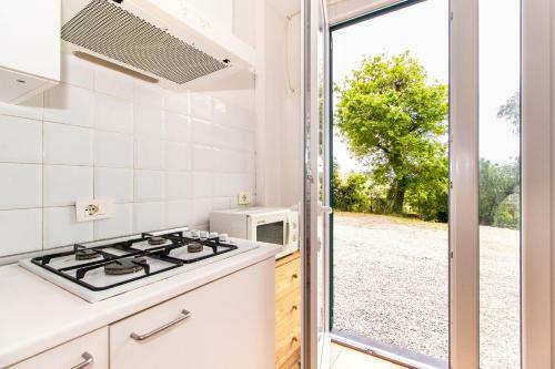 Chiavari Cozy Apartments In Villa With Shared Garden & Parking