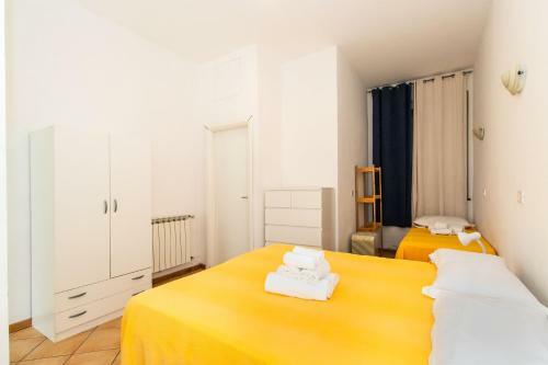 Chiavari Cozy Apartments In Villa With Shared Garden & Parking