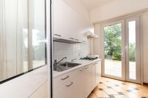 Chiavari Cozy Apartments In Villa With Shared Garden & Parking