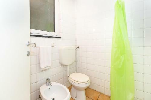 Chiavari Cozy Apartments In Villa With Shared Garden & Parking