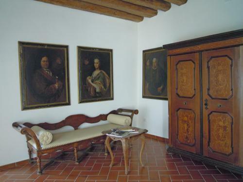 Hostal Relais Palazzo Lodron