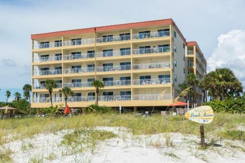 214 Madeira Norte Condo