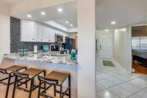 Land's End 404 Building 3 Top Floor With Stunning Water View