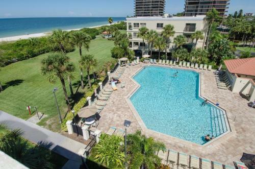Land's End 404 Building 3 Top Floor With Stunning Water View