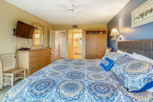 Land's End 204 Building 7- Beachfront Condo Beautiful Gulf Views