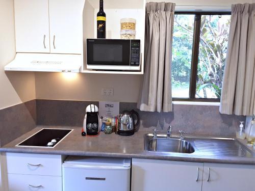 Bed & Breakfast Daintree Valley Haven