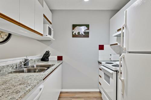 Apartamento The Norquay Pet-friendly 2 Bed With Mtn View