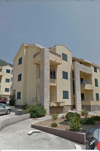 Apartman Djenovici Pored Portonovog