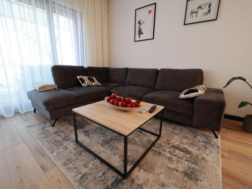 Comfortable Holiday Villa On The Lake, Spalona