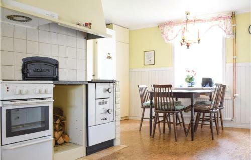 Nice Home In Ankarsrum W/ 2 Bedrooms