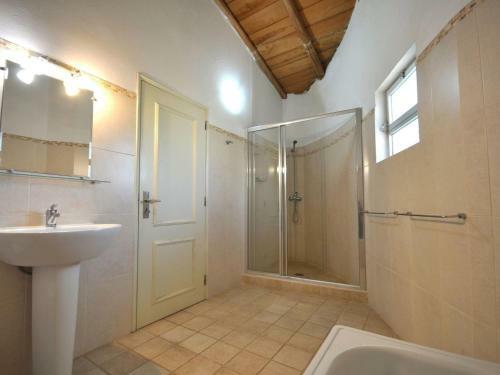 Comfortable And Spacious, 4 Bedroom Traditional Villa