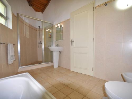 Comfortable And Spacious, 4 Bedroom Traditional Villa