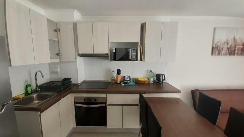Apartamento Departamento Amoblado. 2 Dormitorios - 2 Ba�os, La Serena