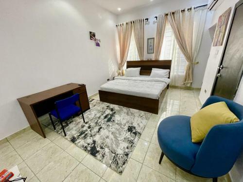Chrystee Apartment