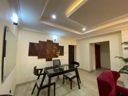 Apartamento Exquisite 2-bed Rental Unit With Parking & Wifi
