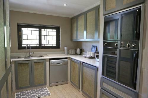 Villa De Luc Ultimate Country Privacy