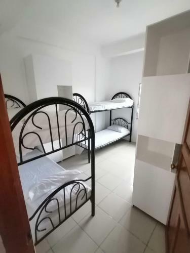 Bed & Breakfast Two-hearts Dormitory