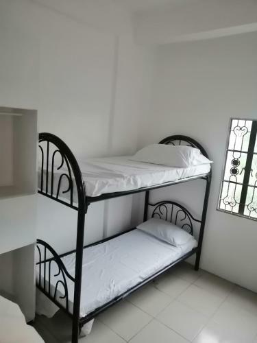 Bed & Breakfast Two-hearts Dormitory