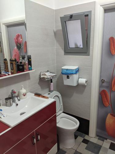 Apartamento ???????? ???? 4 ??????? ? ???????? ?? 15-?? ?????. ????????? ???????????.