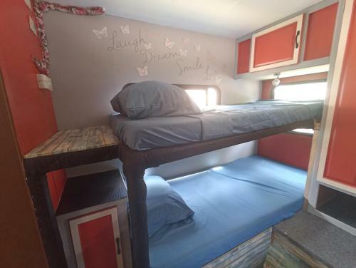 Camping-car Face � La Lagune Tout Confort