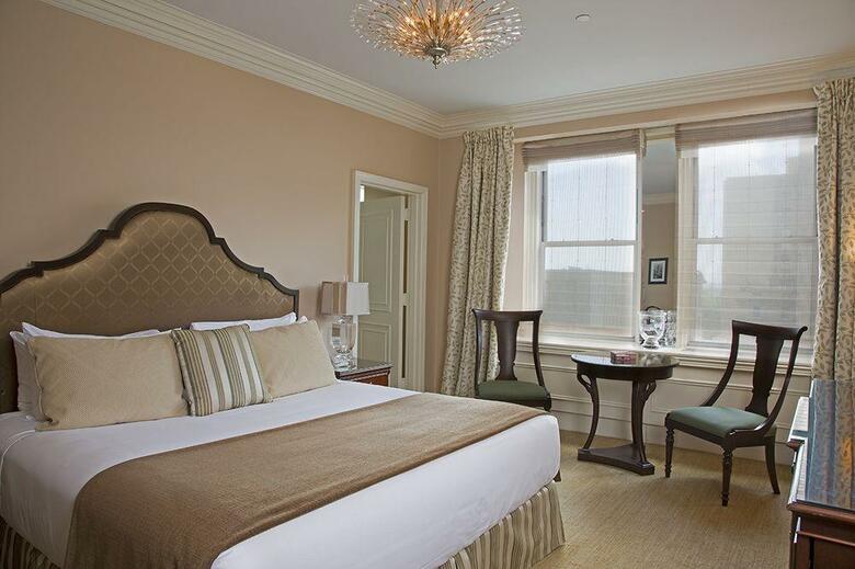 Hotel The Sherry Netherland