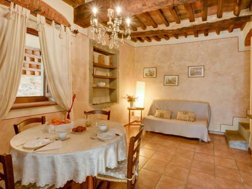 Apartment Viola Pescia