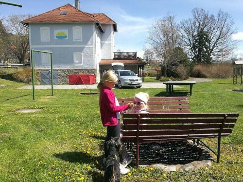 Rodinn� Apartm�n Na B?ehu Lipna