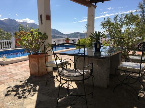 Casa Eve - Beautiful Villa & Pool To Yourself.