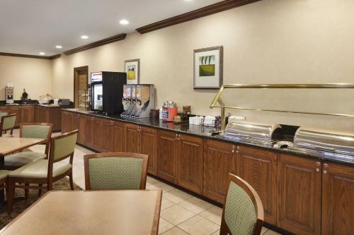 Hotel Country Inn & Suites - Champaign North