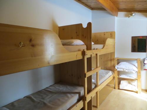 Hi-kananaskis Wilderness Hostel